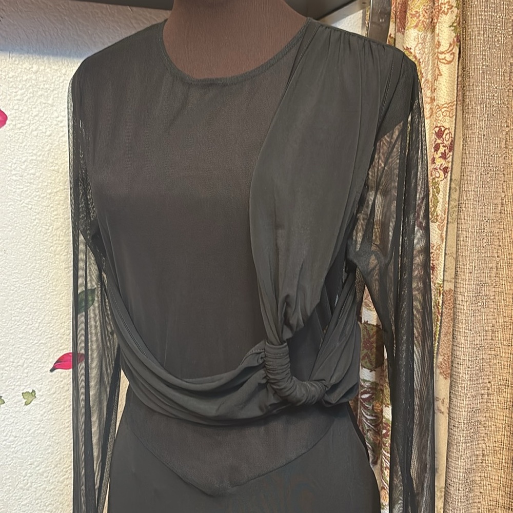 Good time USA elegant black long sleeve cocktail maxi dress. Size 1X.